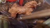搞笑配音，今天去看企鹅，有只企鹅在面壁思过