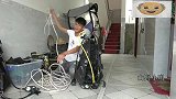 “全村人的饭碗”抽水泵突然罢工，小明冒险潜下维修，结果遗憾了