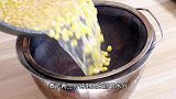 家里剩下有玉米没吃完？教你一个不会失败的方法，香甜又可口