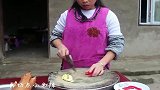 桃子姐做猪蹄，满满一大锅，色香味俱全