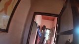 75岁生日，儿子突如其来造访老两口度假的酒店，妈妈反应好可爱