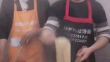 最火网红面馆，小表妹教新来的男学员和面团，网友：我去你教吗？