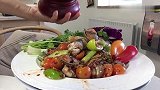 大婶做凉拌海鲜，出盆的那一刻，忍不住流口水