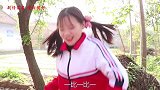来福红薯吃多了总放屁，甜甜和小伙伴见到来福撒腿就跑，太逗了