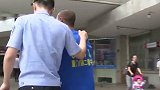 命案逃犯向白血病民警献血：你一定要好好的 出来我们喝酒