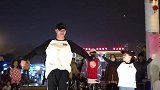 这个小朋友居然跳的比我还好，没脸活了