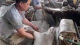 羊皮清洗车间，这环境太差了