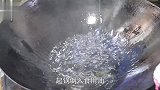 虎皮辣椒怎样做才好吃？大厨教你小技巧，香辣开胃又解馋