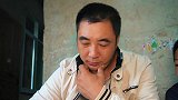 包立春想吃肥肠，怂恿小孩，桃子姐做盆卤肥肠，一家人吃得美滋滋