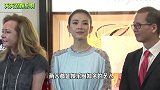 章子怡和汪峰大女儿视频，继女下意识一个称呼，暴露真实家庭关系