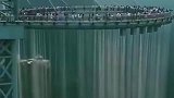 中国制造就是霸气，悬空的桥梁设计，引起阵阵尖叫声