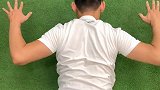 喊了无数遍让孩子把被挺直啦，可他她还是我行我素 弯腰驼背少儿体能
