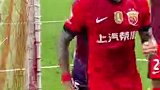 球迷赛后为张琳芃唱生日快乐歌
