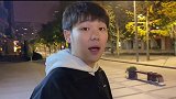 总是想尽一切办法逗我开心灿二哥