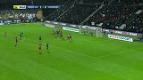 第62分钟斯特拉斯堡球员西马坎射门 - 打偏