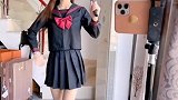 你是喜欢穿裙子的我呢？还是喜欢拿棍子的我呢