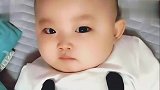 4个月的睡醒没人理，小家伙生气的表情反应，超萌超可爱