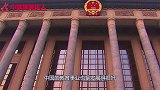 德国姑娘来中国留学，看到中国阅兵时，直言：我要嫁他！