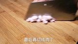 炒茄子先放油就错了，饭店大厨教你技巧，不油炸不油腻，好吃下饭