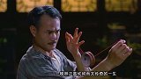 李小龙的专用替身，僵尸片的开山鼻祖，最后却因熬夜喝酒去世