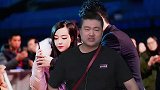 辛巴直播自称英雄无人可以打败，网友：想挑战所有人吗？