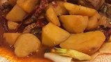 多吃一点点，新疆大盘鸡