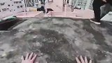 你能撑几秒？光看就让人腿软的房顶跑酷