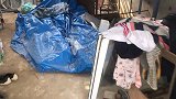做了块鸡血豆腐烤着吃，感觉真像打了鸡血，把旁边的妹子都吓跑了