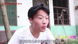 甜甜和来福一起玩“蒙眼猜水果”，没想妈妈竟然用袜子忽悠来福