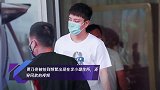 贾乃亮被拍到频繁出现在李小璐住所,还穿同款拍视频