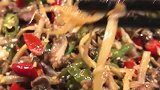重庆美食兔兔那么可爱，不如今晚就去吃兔兔吧