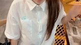 小姐姐这样子真可爱，你们说呢