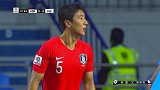 郑又荣再现任意球绝技 圆月弯刀稍稍高出横梁