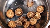 牛肉和豆腐这样做，汤鲜味美，清淡有营养，孩子隔三岔五要吃