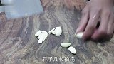 青椒炒肉是先炒青椒还是肉？大厨分享小技巧，香辣入味，特别下饭