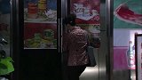 幸福：前夫去前妻肉摊买肉，前妻一顿阴阳怪气，两人对话太逗