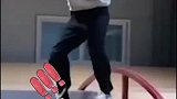 刘宪华玩滑板屡败屡战，n次失败后终于成功了