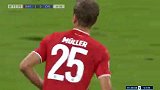 第14分钟拜仁慕尼黑球员托马斯·穆勒射门 - 打偏