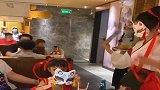 哪吒：小姐姐这么帅的姿势，吓我一跳！