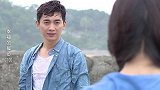 女生玩水玩的也太尴尬了，没想到女生说的话还遭到误会了