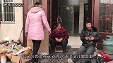 今天搬家很忙，一家人忙的连午饭都没做，媳妇请公婆吃的啥饭