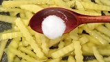 美味食谱自己在家做的炸薯条，再也不用去肯德基了
