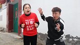 二货小伙想套路大龄剩女，没想到却被大龄剩女反杀，看完笑喷了