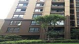 万幸！男童翻出6楼阳台坠落 众人拉棉被接住