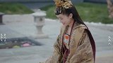 怪力少女被马车撞飞，王爷一把搂住，画面美炸！