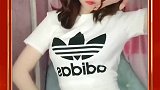 小姐姐拍照的姿势，确认过眼神，是心动的感觉啊