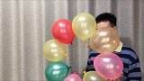 物理老师给大家表演一个旋转气球！