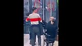 一碗热汤温暖人心，传递正能量