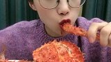 冰冻1年的帝王蟹开吃