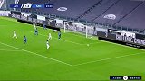 可惜！麦肯尼潇洒抢断送反击 C罗禁区小角度爆射击中横梁